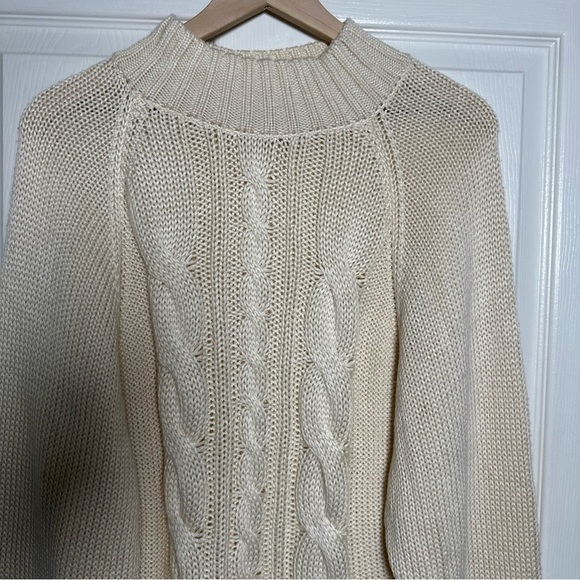 Elie Tahari Medium Wool Blend Cable Knit Sweater Relaxed Dolman Long Sleeve Norm - Picture 4 of 12